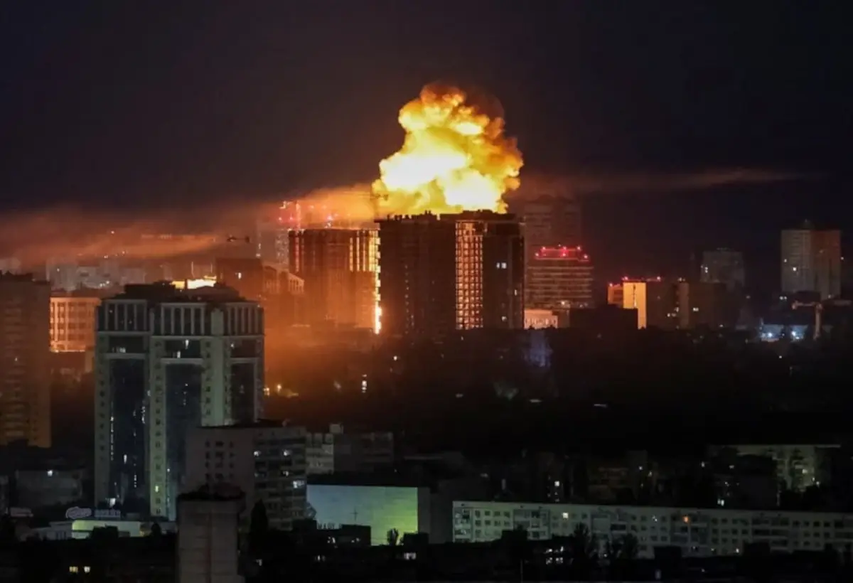 Ukrayna Kentlerinde Kabus Gecesi Rusya Kiev Ve Dnipro'yu Füzelerle Vurdu! 10 Ölü, 100 Yaralı