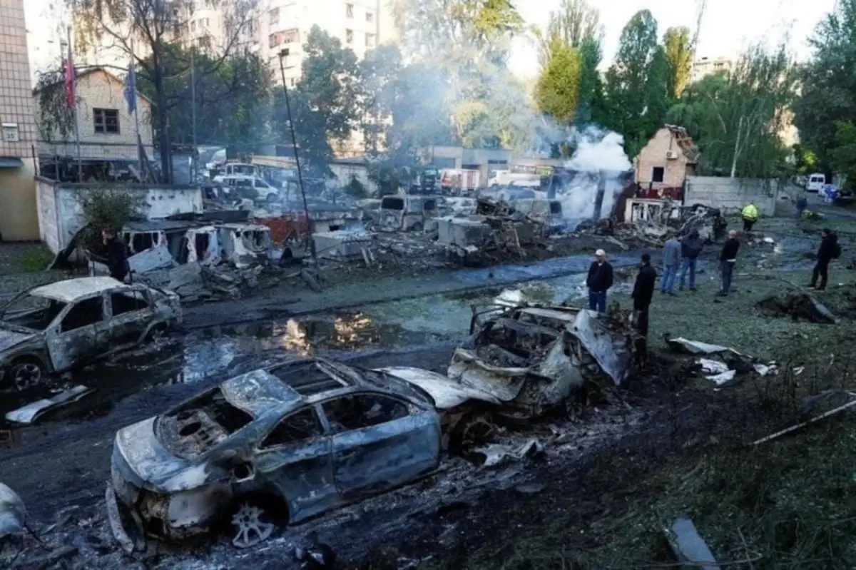 Ukrayna Kentlerinde Kabus Gecesi Rusya Kiev Ve Dnipro'yu Füzelerle Vurdu! 10 Ölü, 100 Yaralıh-1