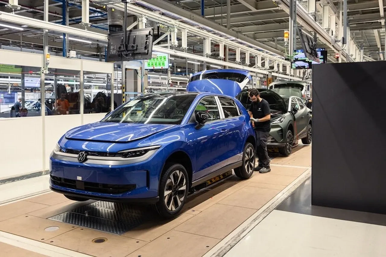 Volkswagen Ucuz Polonun Uretimine Basladi 3339599 Photogallery 1