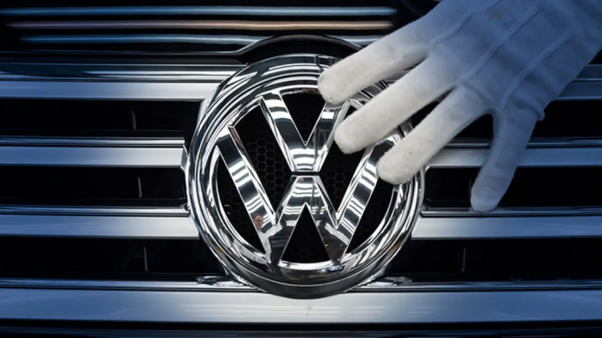 Volkswagen'de tarihi kriz: 100 bin kişi işten çıkarılıyor