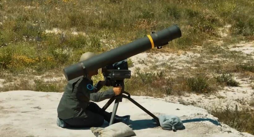 L-OMTAS uzun menzilli tanksavar füze sistemi... Hedefi tam isabetle 12'den vurdu! Yerli ve milli Roketsan üretimi...