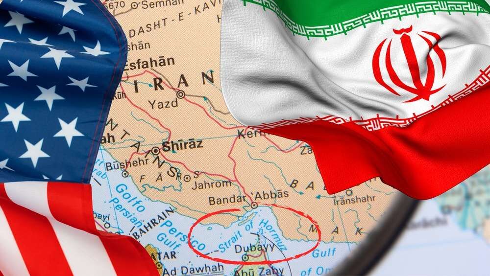 Abd Kışkırttı, İran Geçit Vermedi Hürmüz'de 6 Gemiyi Durdurdu!R