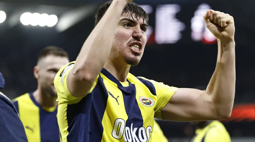 Ali Koç Sattı Aziz Yıldırım Geri Alıyor! Fenerbahçe'ye 22 Milyonluk Genç Yıldız (5)