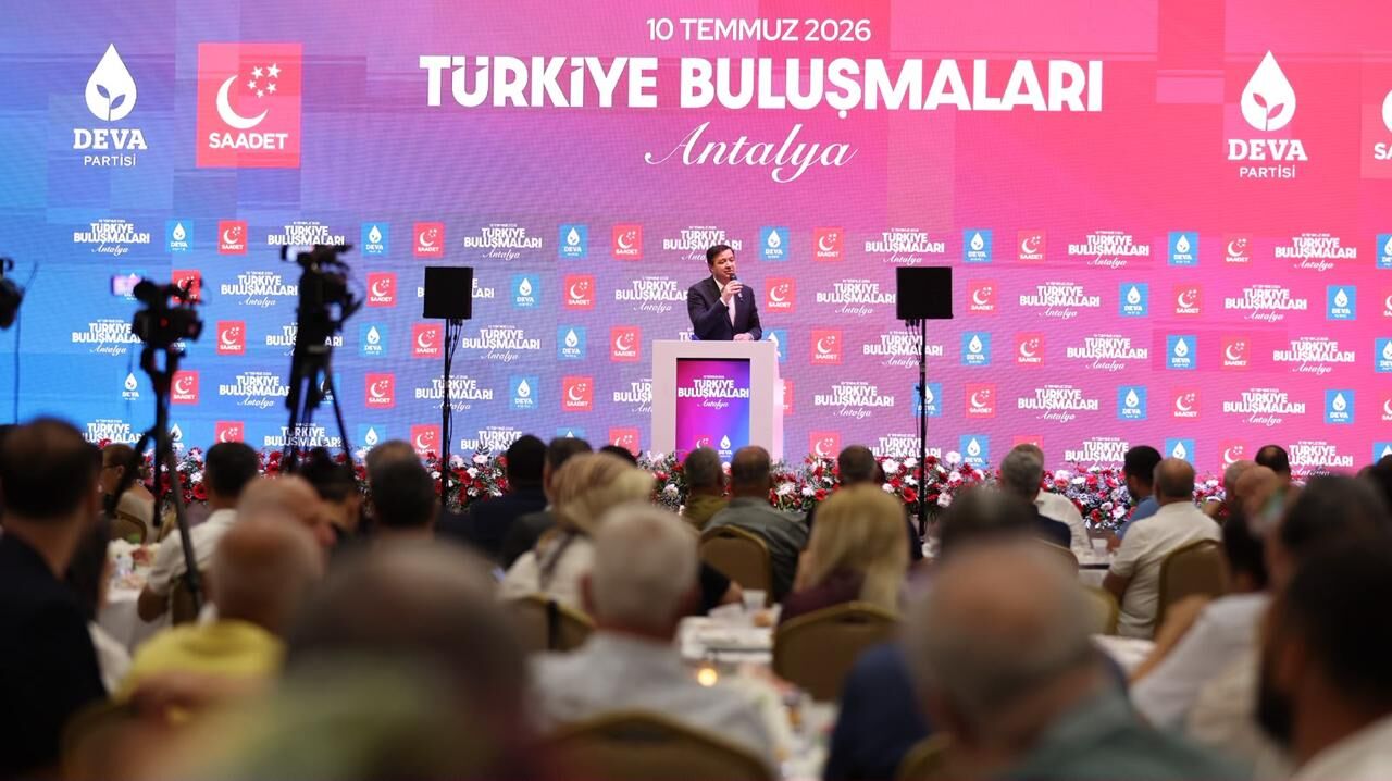 Arıkan Antalya'da iktidarı eleştirdi: "İktidar Gazze'ye ağlayıp Gazze katilleri ile gülmeyi tercih etti!"