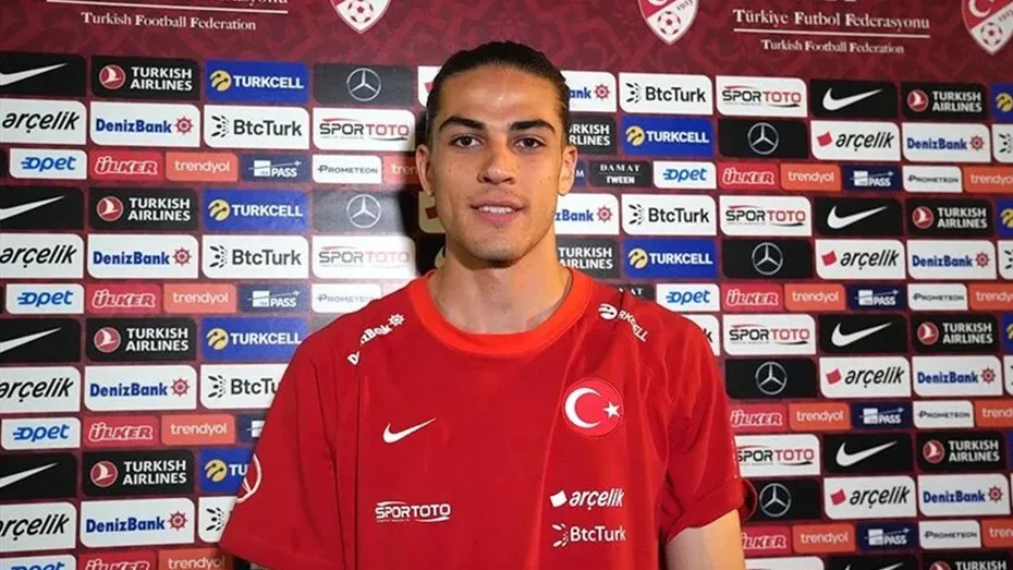 Beşiktaş Transferde Şova Başladı Genç Kaleci Bugün İstanbul'da (6)