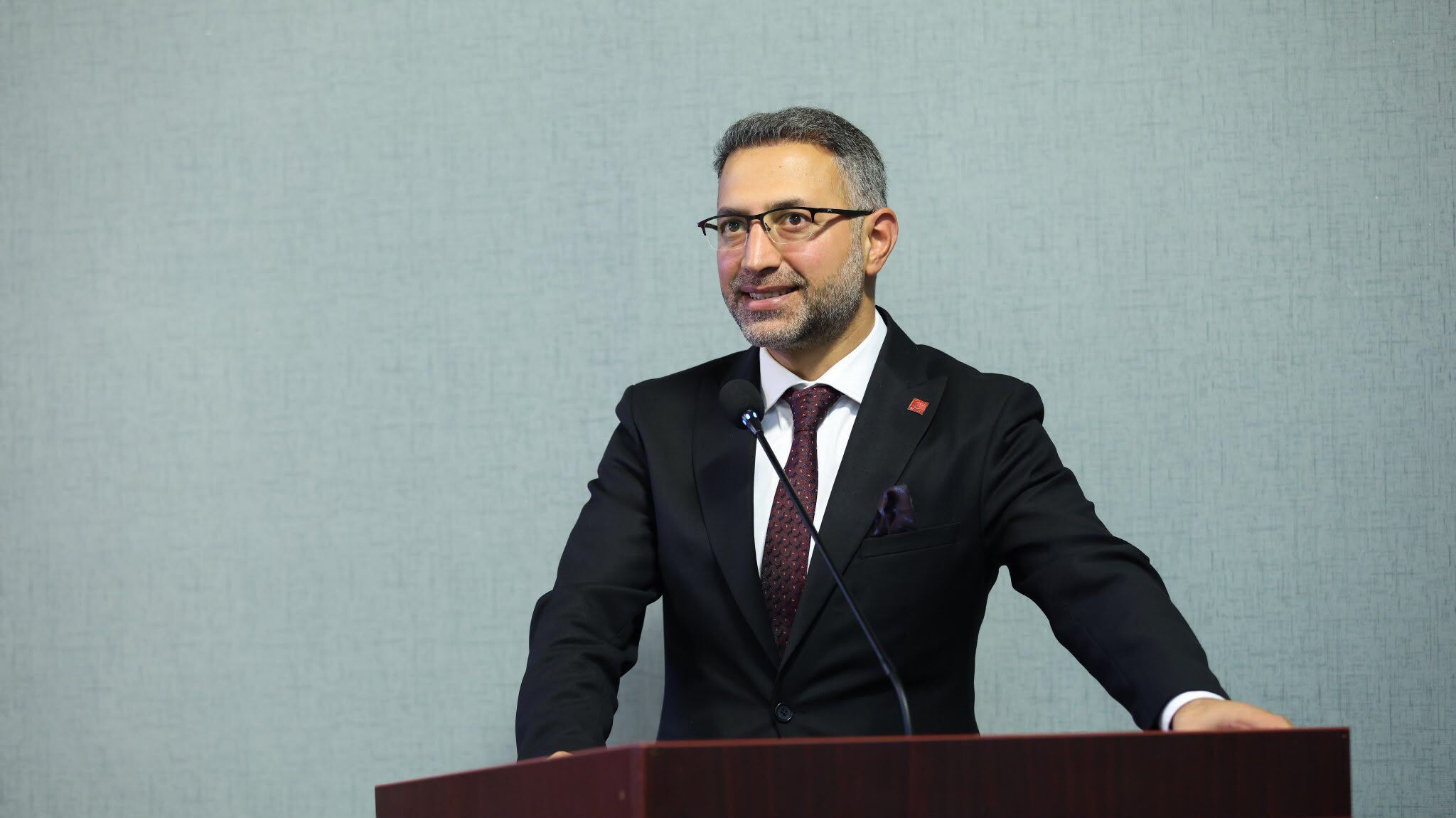 Diyarbakır Saadet Partisi İl Başkanı Abdurrahman Ergin, Milli Gazete Batman Bölge Muhabiri Yusuf Öz’e Yaptığı Değerlendirmede Ankara’da Gerçekleştirilen Nato Zirvesi’ni Sert Sözlerle Eleştirdi. Ergin, Türkiye’nin Küresel G (1)