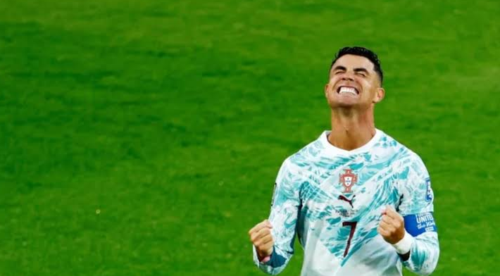 Penaltı atarken yaptığı hareket merak uyandırdı! Ronaldo Besmele mi çekti?