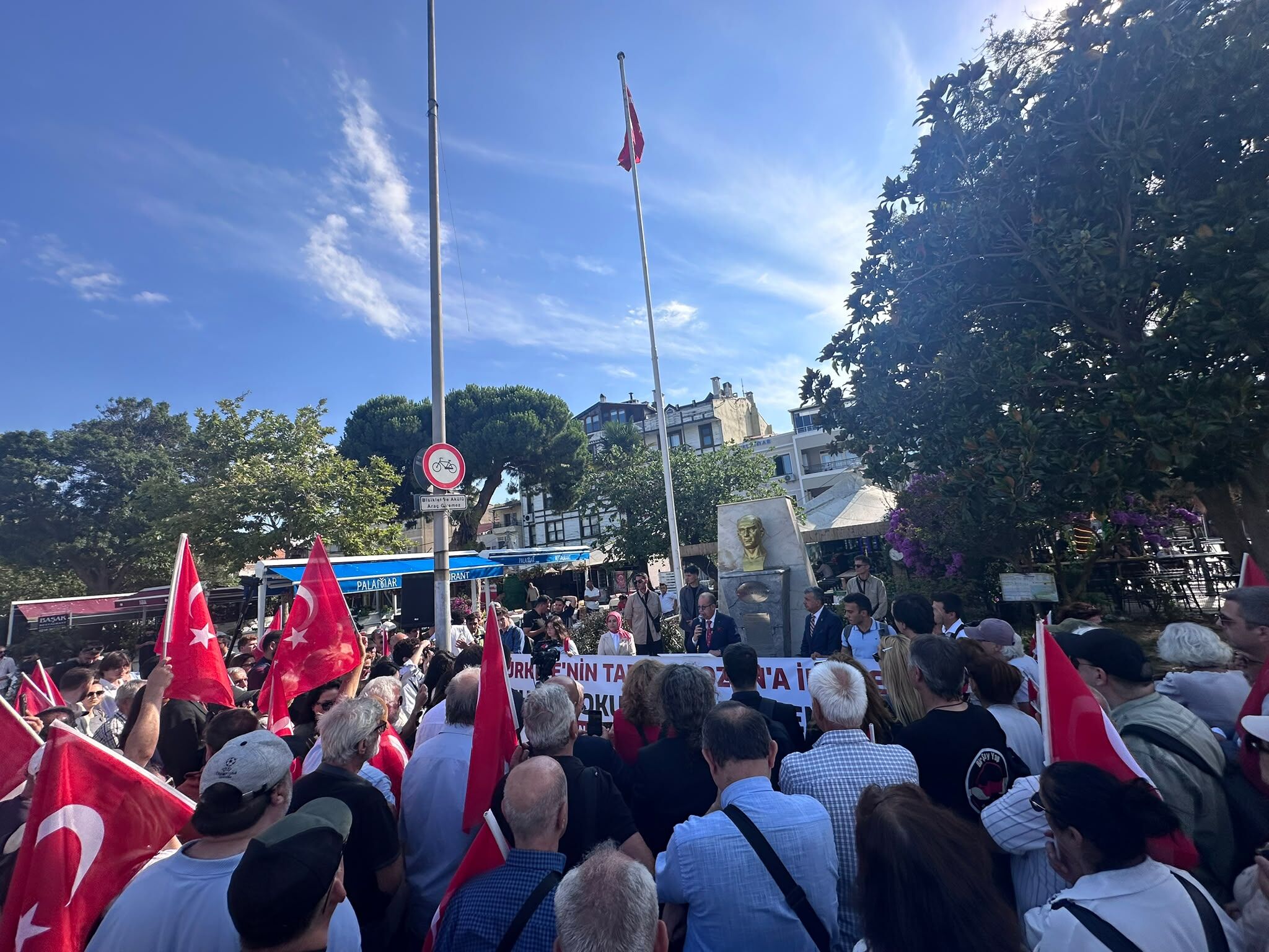 “Aynı statü Batı Trakya’ya da tanınmalıdır