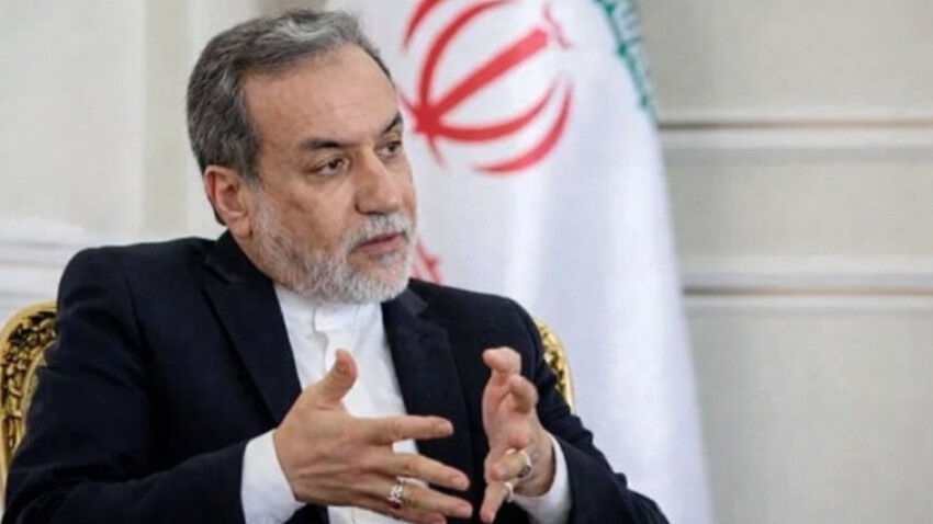 Iran Disisleri Bakani Arakci Savasi Sona Erdirecek Her Girisimi Memnuniyetle Karsilariz Wr1N