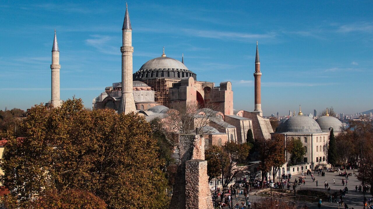 İstanbul’un Fethi’nin Nişanesi Ayasofya’nın Aslına Dönüşünün Üzerinden 6 Yıl Geçti!G