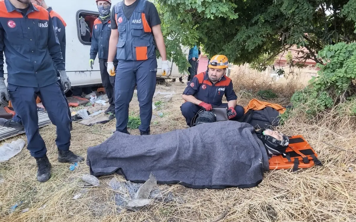 Kırıkkale'de Kahreden Kaza Ölü Ve Yaralılar Var! (2)