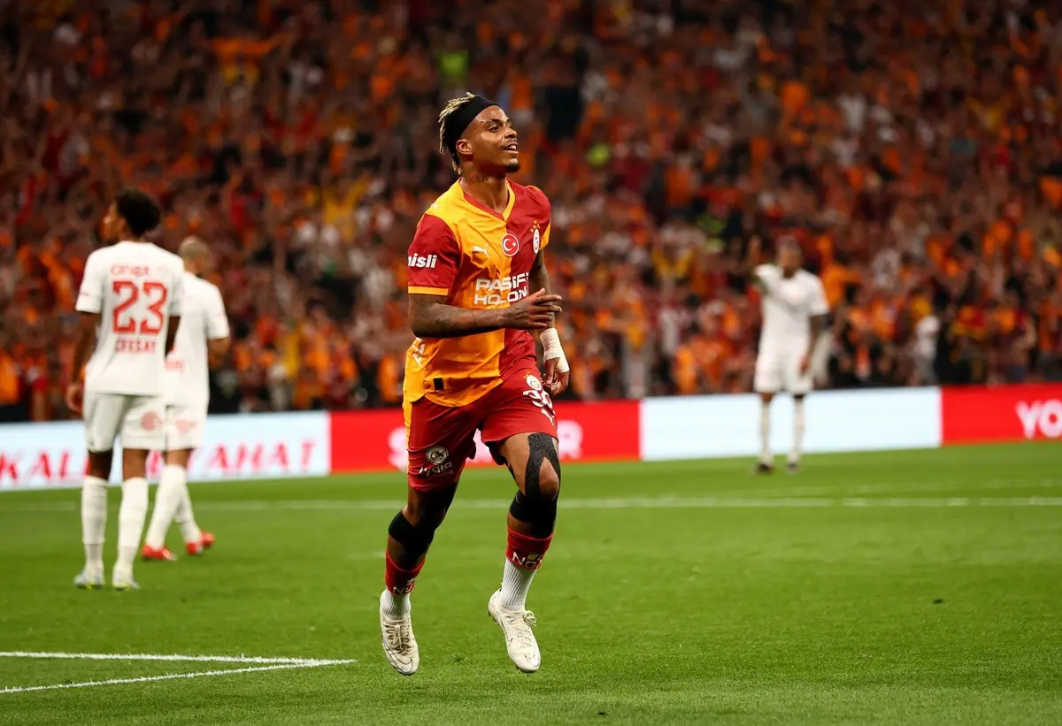 Lemina'dan Veda Mesajı Gibi Paylaşım! Galatasaray'da Taraftarlar Şokta (3)