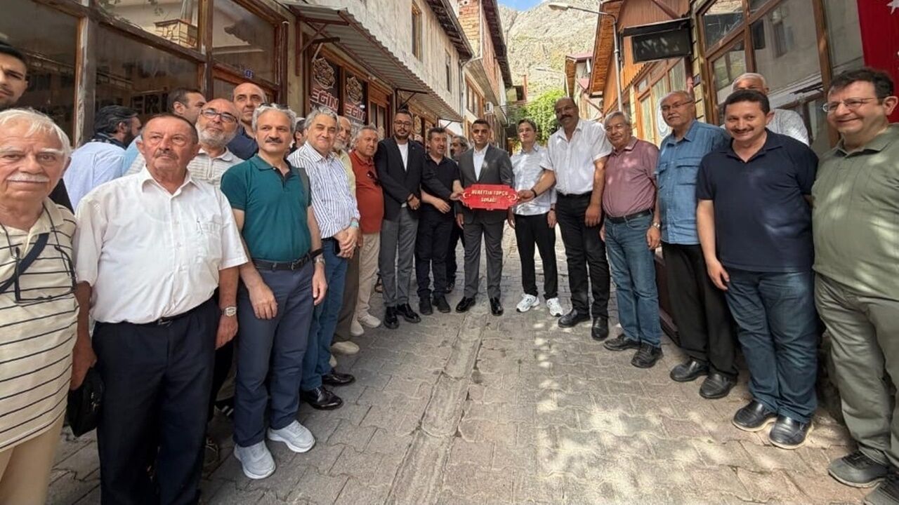 “Nurettin Topçu Sokağı” Kemaliye’de Açıldı