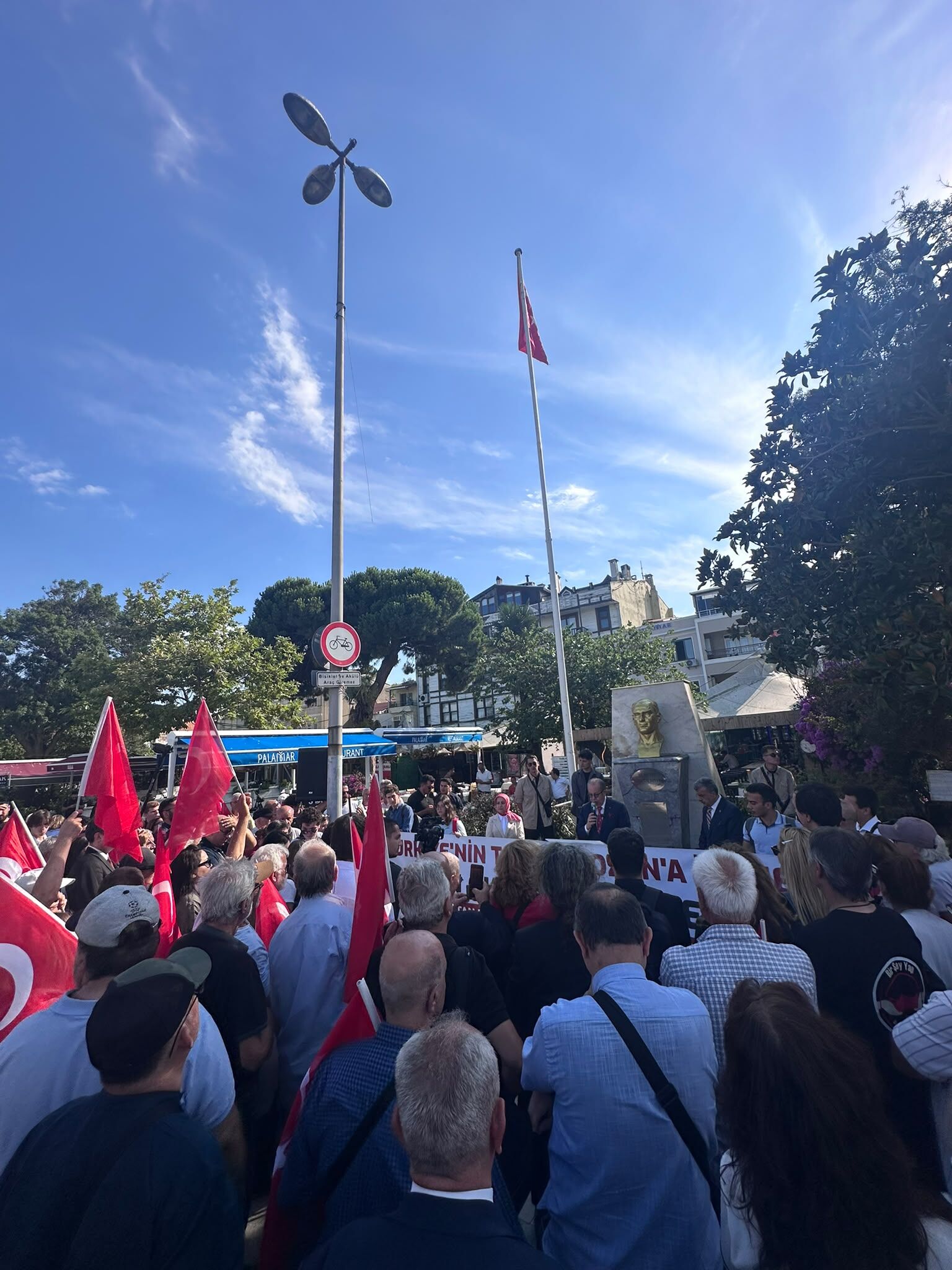 “Aynı statü Batı Trakya’ya da tanınmalıdır
