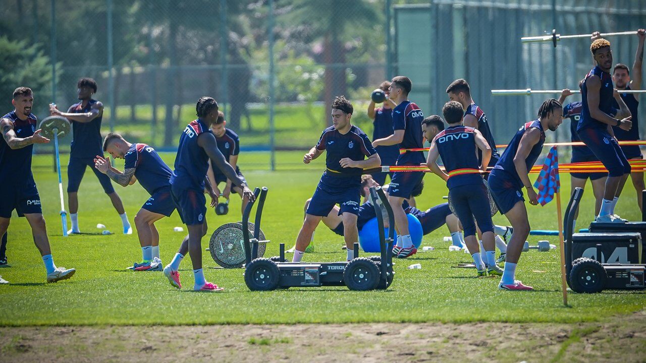 Trabzonspor Avusturya Kampında Çalışmalarına Hız Verdi Fatih Tekke Yönetiminde Ikinci Gün!
