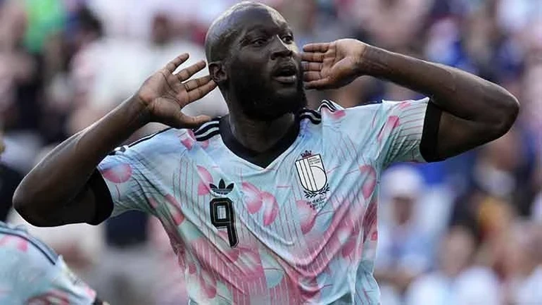 Trump Bunu Hak Etmişti Belçikalı Futbolcular Cevabı Sahada Verdi Danslı Gösteri Ile Dalga Geçti (5)