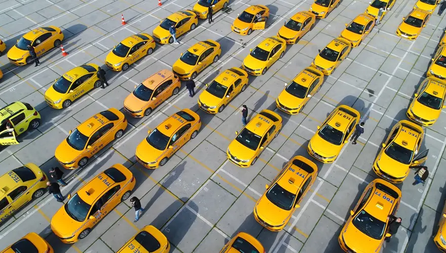 İBB UKOME'den karar: İstanbul taksilerinde yaş sınırı değişti