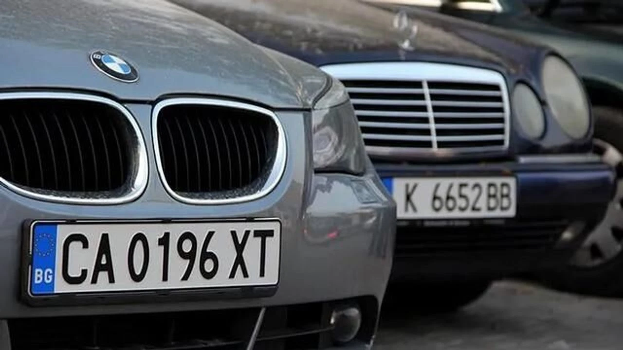Bu bir Milli Gazete 'Fikri Takip' haberidir! Gurbetçilerin yabancı plakalı araç kullanımında... Yeni düzenleme uygulamaya konuluyor... İşte o kolaylık...