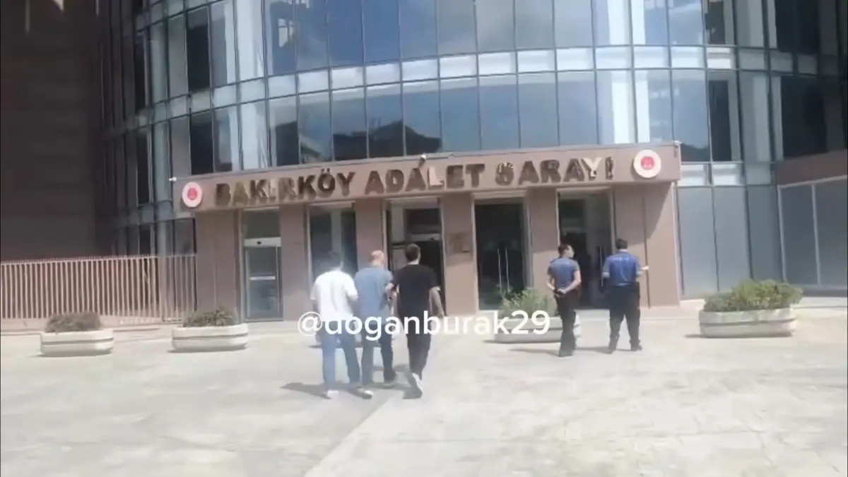 Aziz Yıldırım Kızı Için Şikayetçi Olmuştu O Isme Ev Hapsi (5)