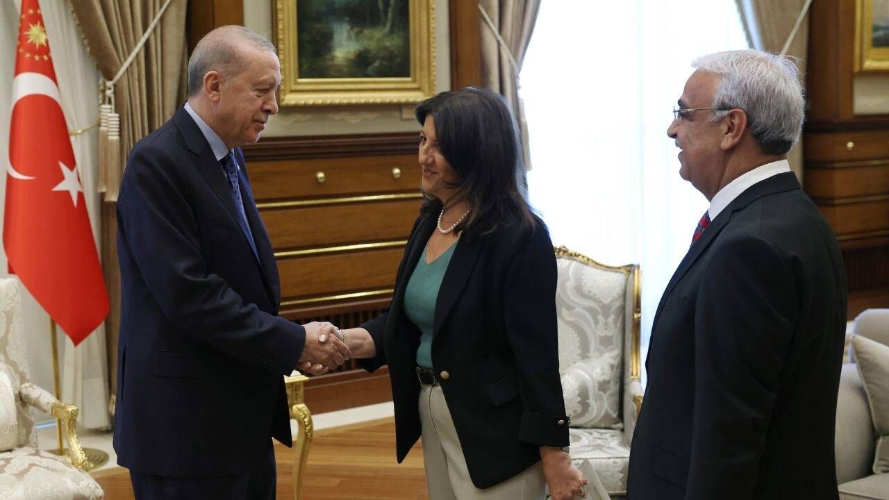 Erdogan Ile Dem Parti Imrali Heyeti Gorusmesi Basladi