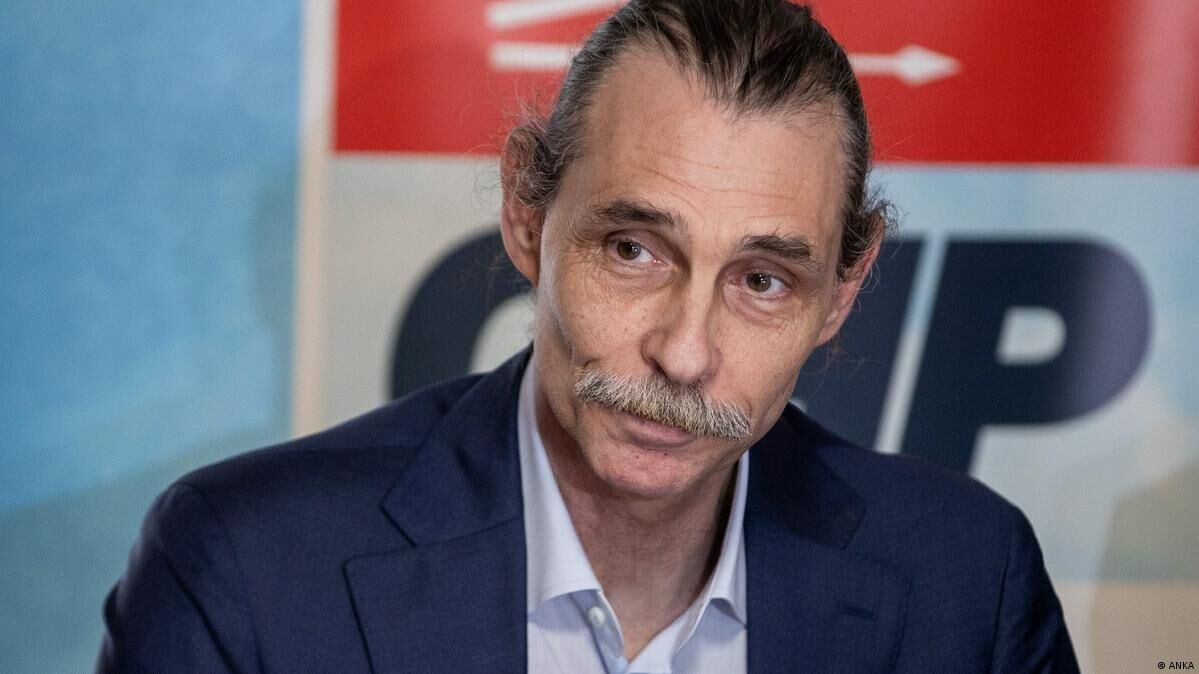 Etimesgut Belediyesi'ne Yolsuzluk Operasyonu Başkan Beşikçioğlu Ile Birlikte 39 Isim Tutuklandı!