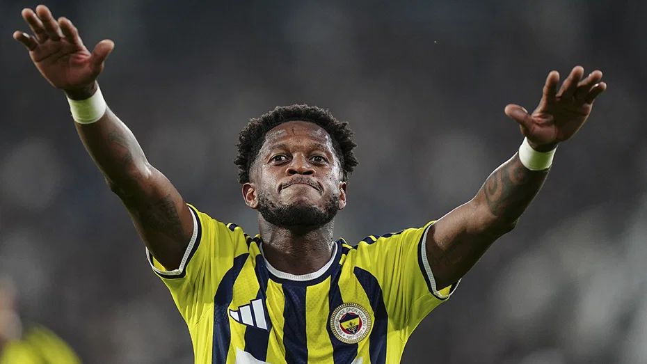 Fenerbahçe'de Yıldız Futbolcunun Sözleşmesi Feshedildi (2)