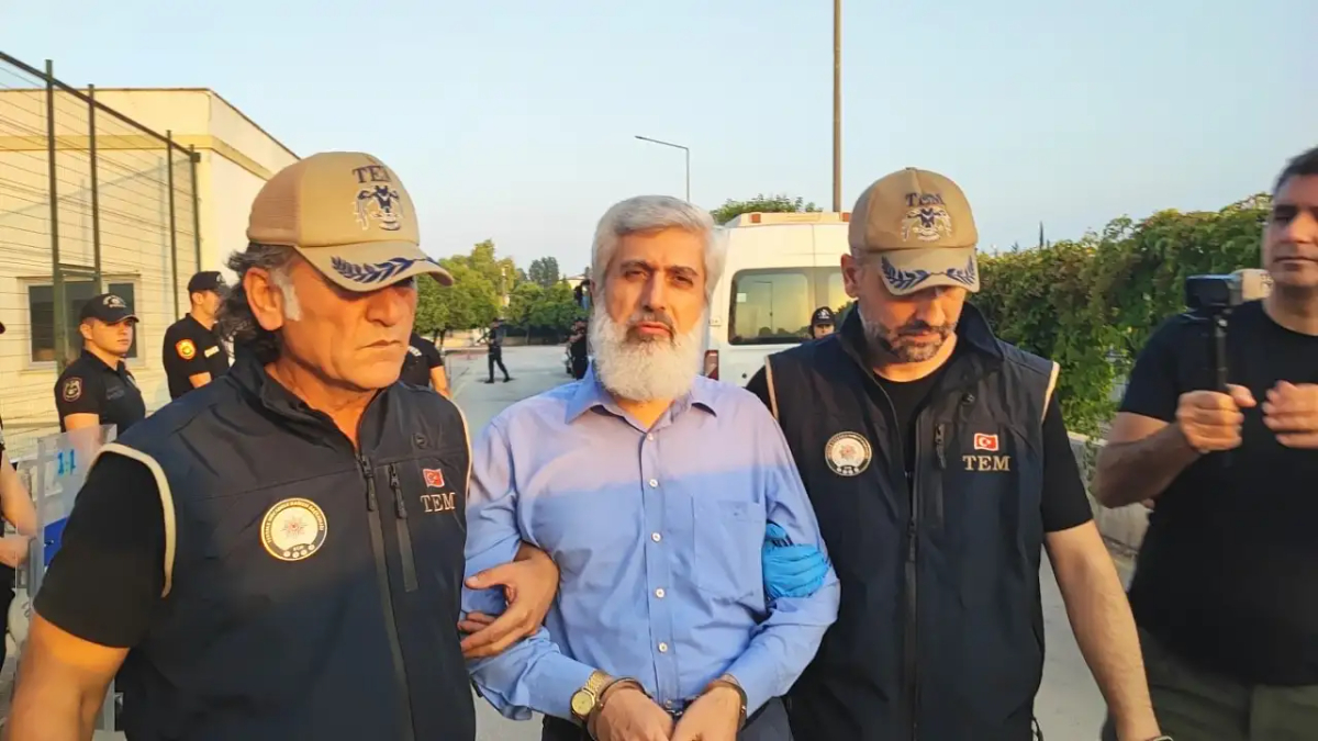 Furkan Vakfi Na Safak Operasyonu Alparslan Kuytul Gozaltina Alindi 1787115402