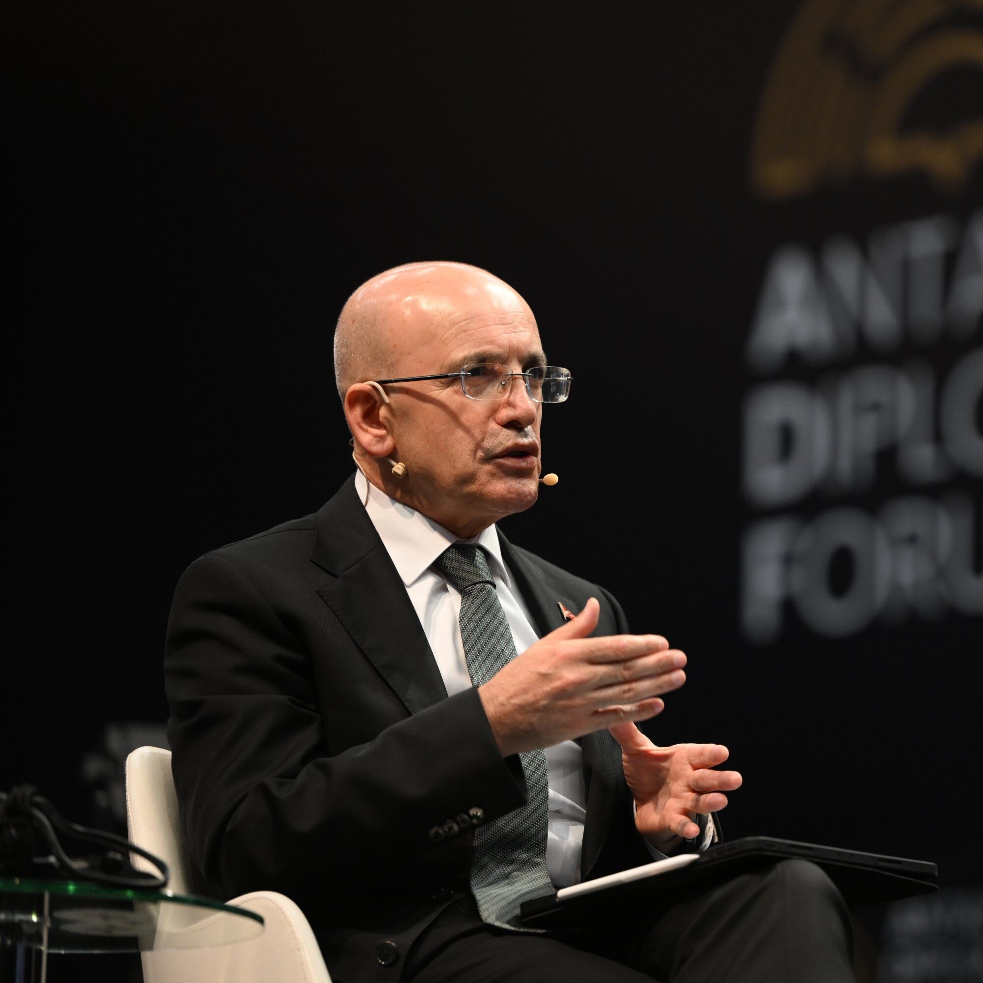 Borsada düşüşün ardından acil zirve