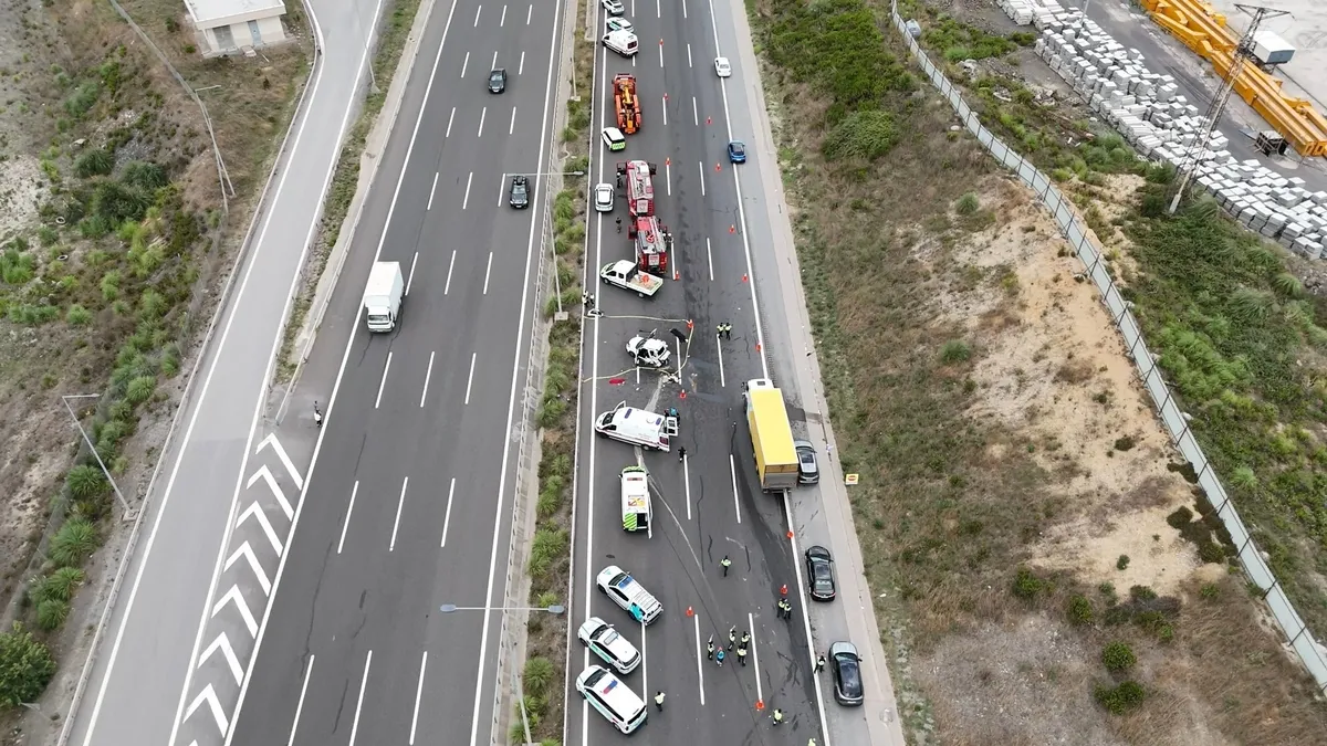 Kuzey Marmara Otoyolu'nda Katliam Gibi Kaza 3 Ölü, 5 Yaralı (4)