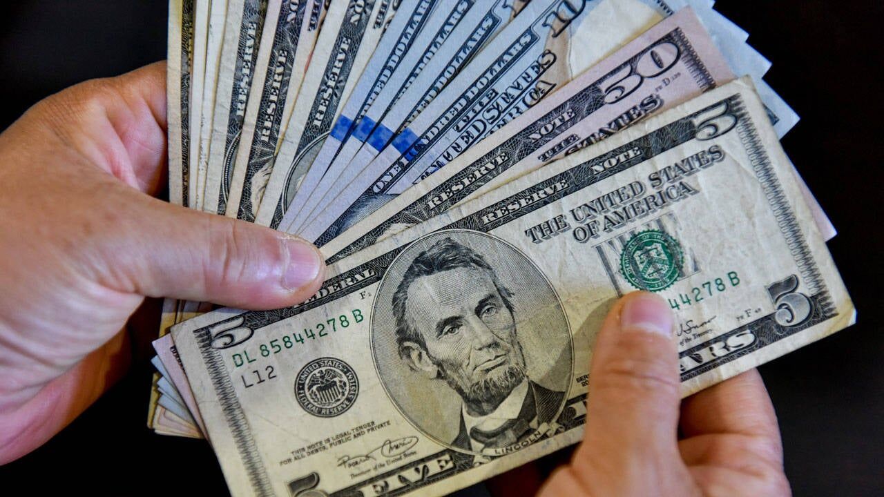 Piyasalar Alev Aldı Dolar 48 Lirayı, Altın 7 Bin Tl'yi Aştı (1)-1
