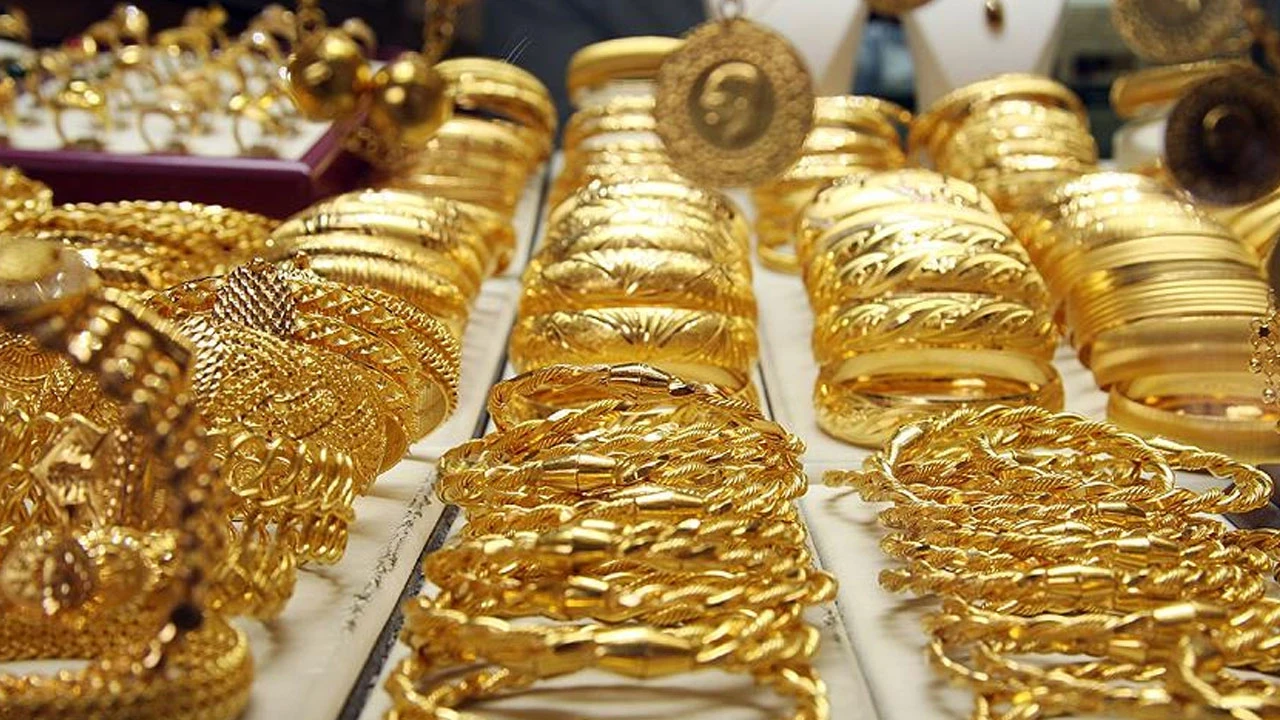 Piyasalar Alev Aldı Dolar 48 Lirayı, Altın 7 Bin Tl'yi Aştı (3)