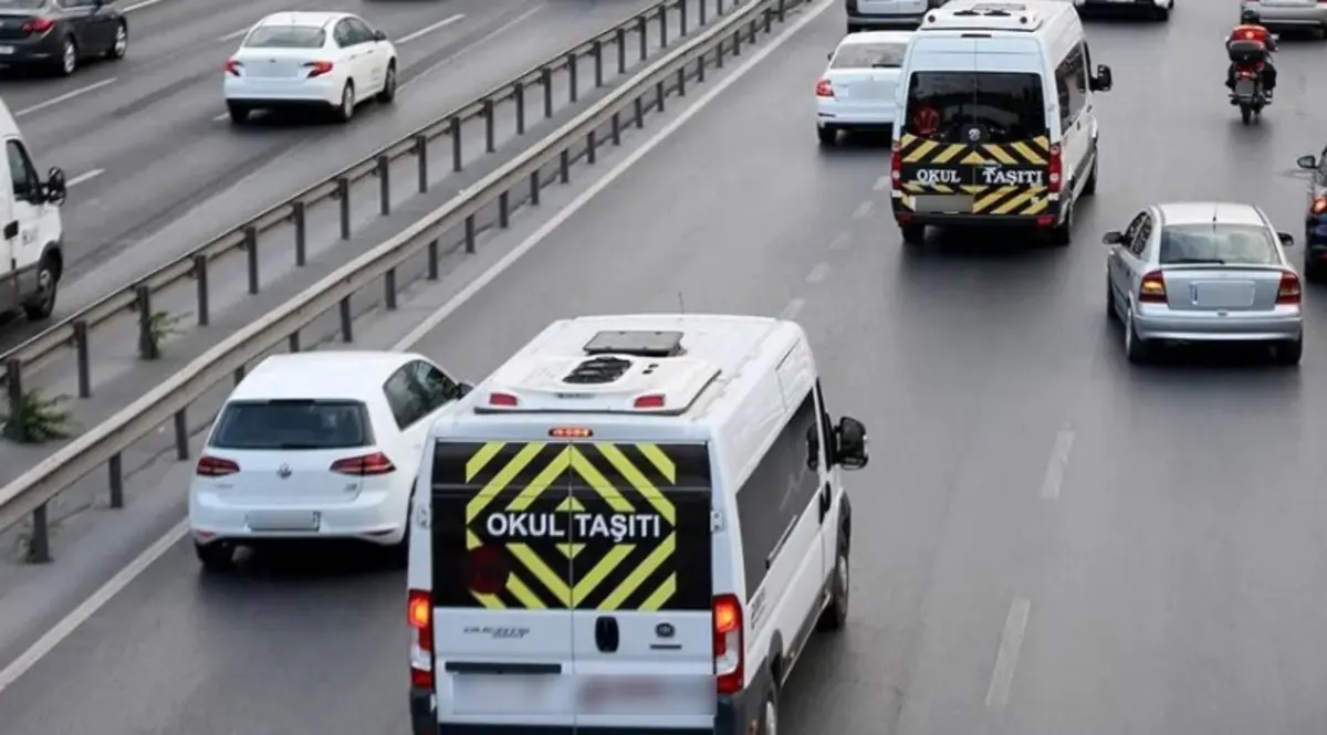 İstanbul, Ankara ve İzmir'de okul servis ücretleri belli oldu: 27 bin liradan başlıyor