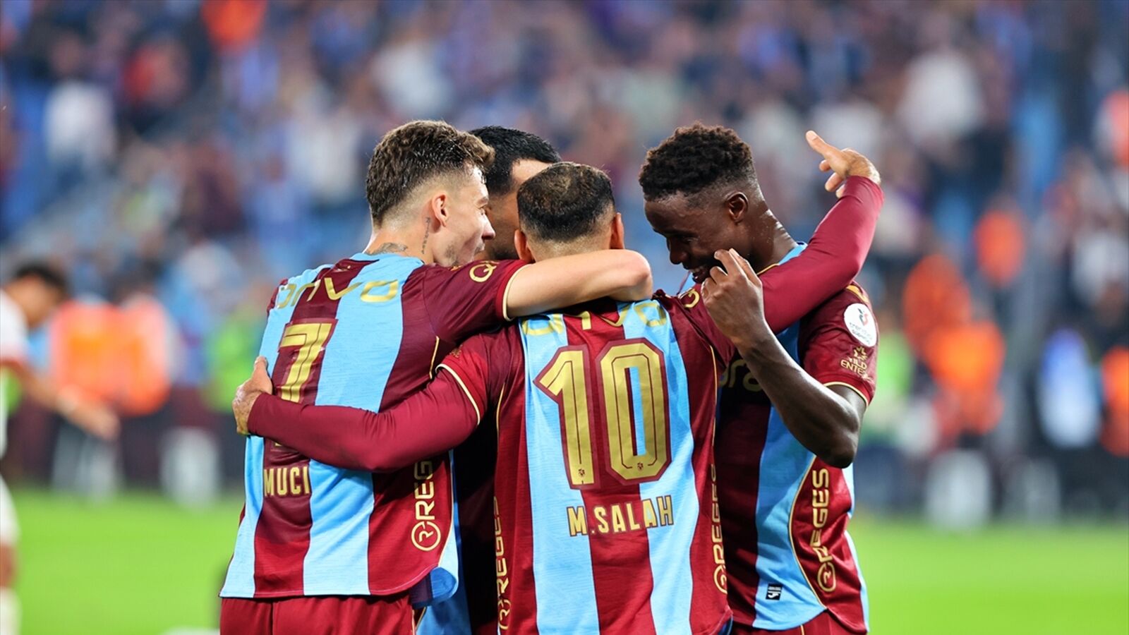 Trabzonspor'da Salah hat-trick yaptı: Galatasaray mağlup oldu