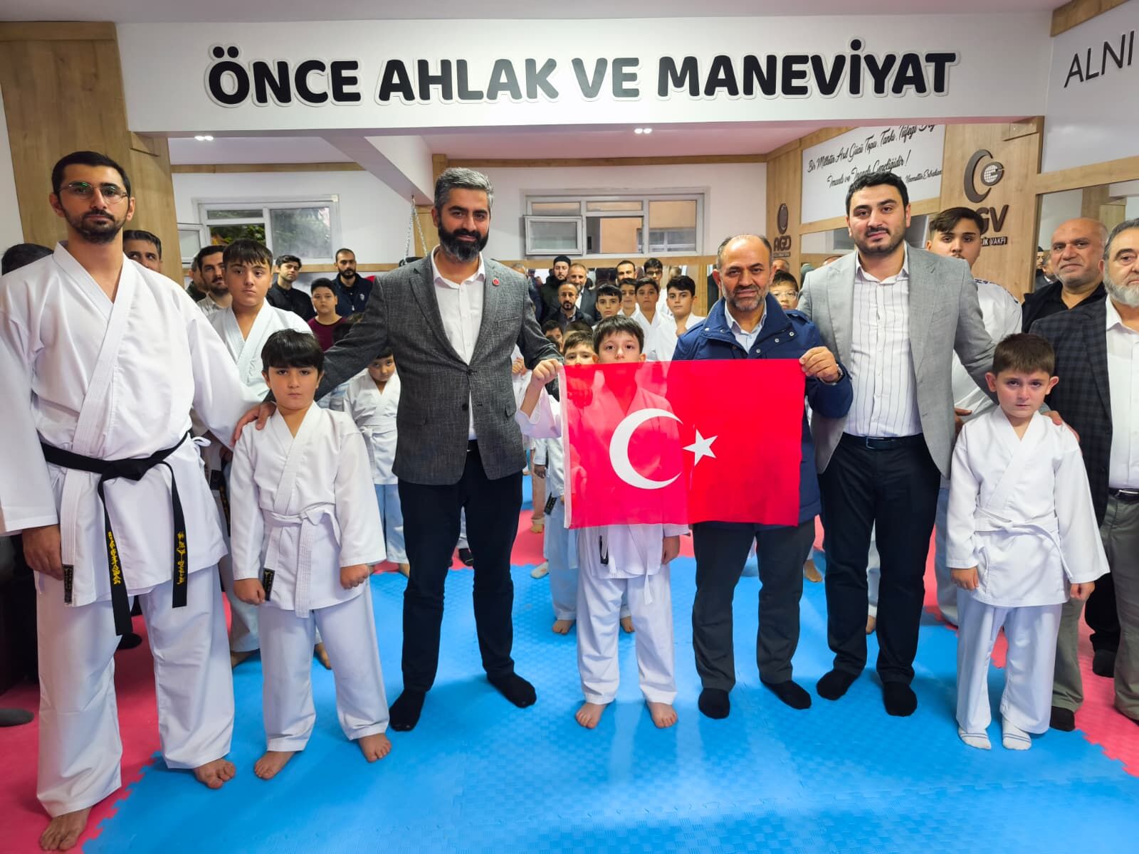 Agd Gaziosmanpaşa Spor Kulübü Törenle Açıldı Temel Ilkeleri “Ahlak, Spor, Başarı” Olacak!Tt