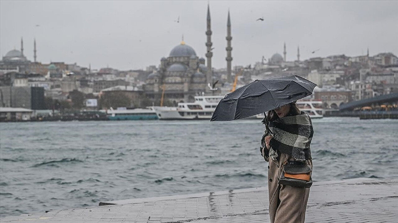 Akomdan Istanbul Icin Kuvvetli Yagis Uyarisi Tsrf