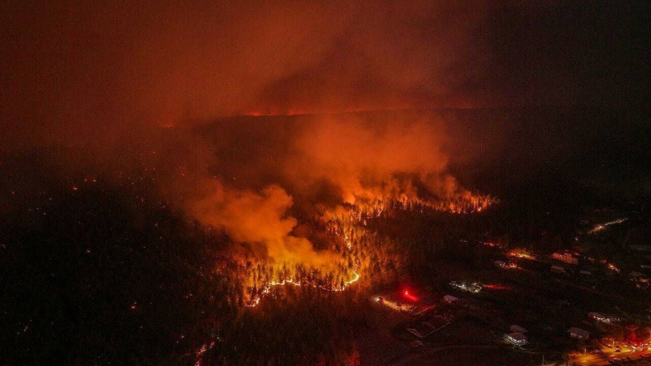 Antalya Daki Orman Yangini Ucuncu Gununde 254 Ev Tahliye Edilmisti
