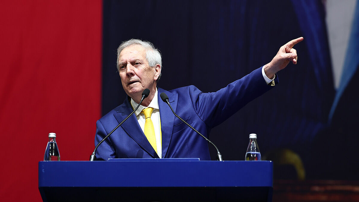 Aziz Yıldırım'dan sert çıkış: "8 milyonu cuk diye yemişsiniz!"