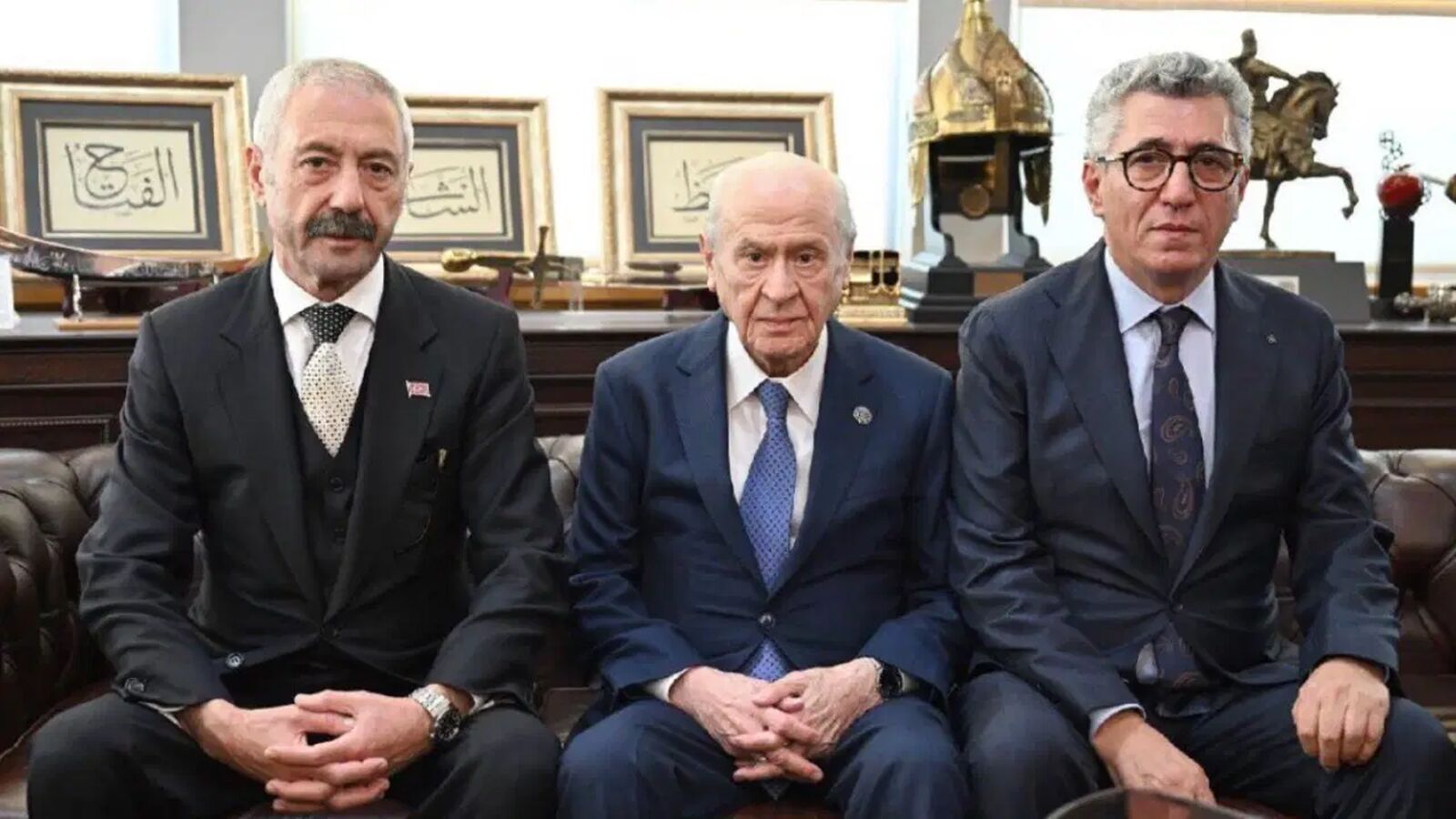 Bahçeli ellerinden tuttu: Sarallar ve Şahinler suç örgütleri MHP Genel Merkezi’nde barıştı