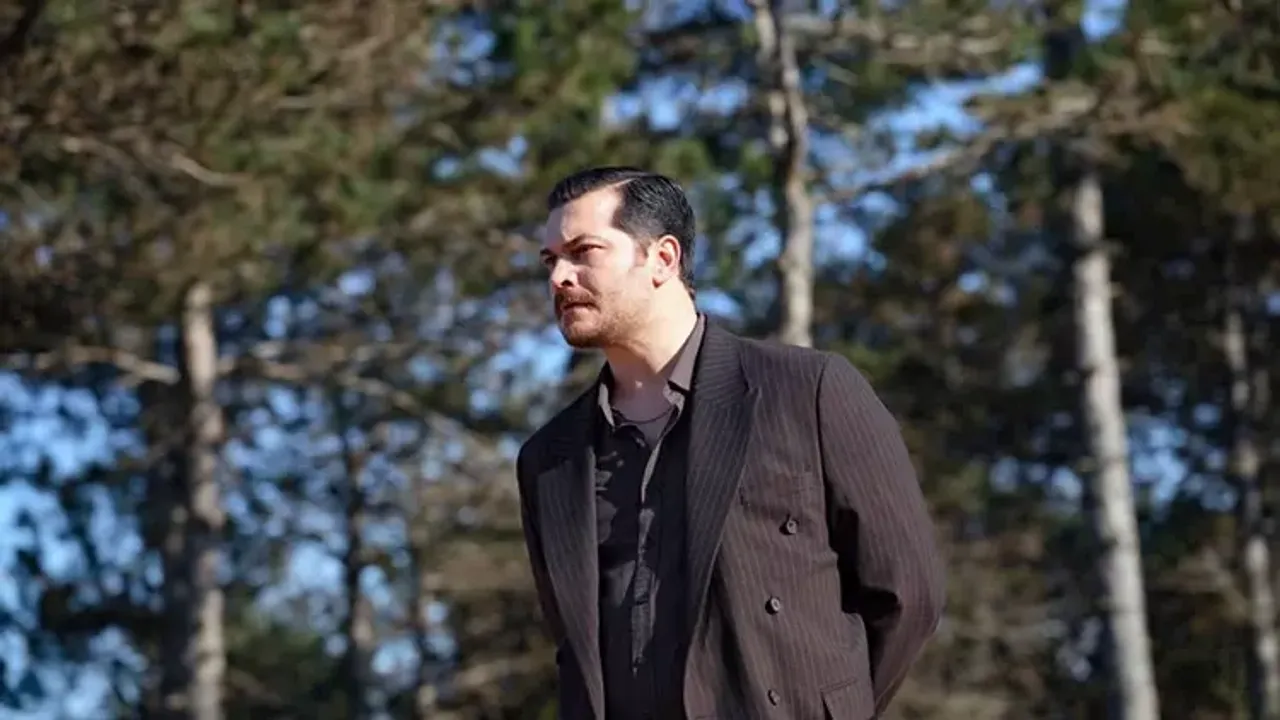 Eşref Tek Eşref Rüya'nın devamı mı, yoksa geçmişini mi anlatacak, oyuncuları kimler, yayın tarihi ne zaman?