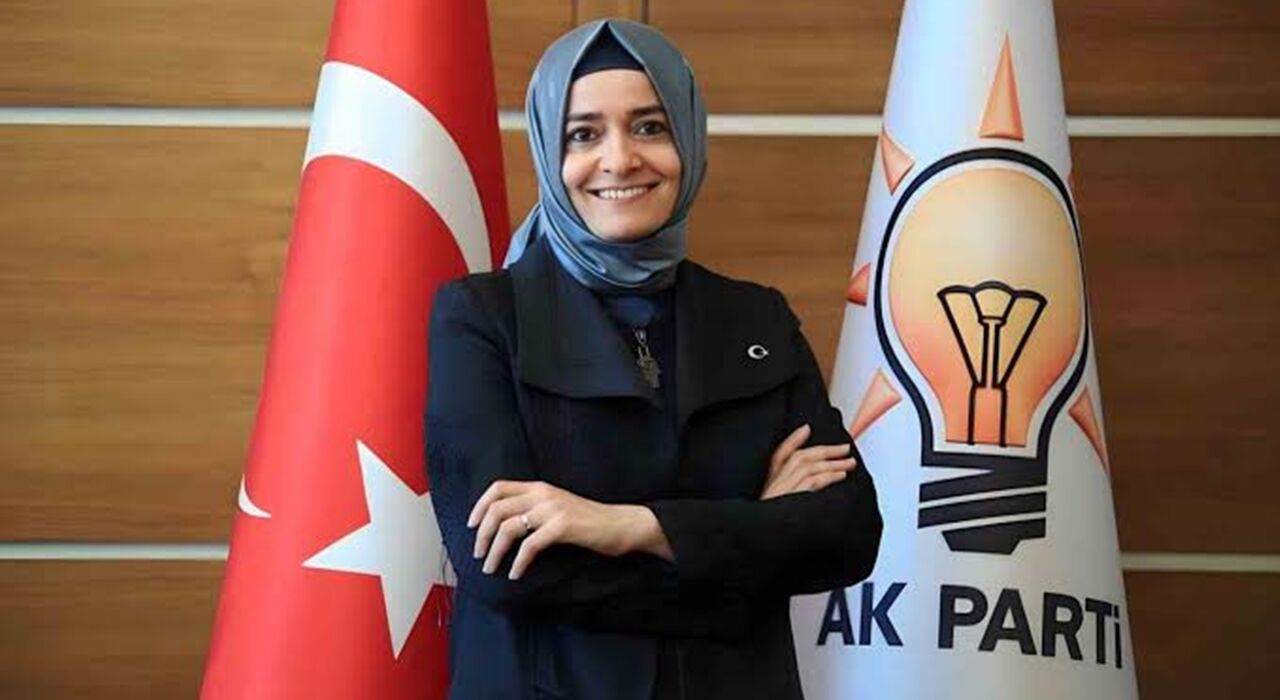 Fon vurgununda AK Parti krizi büyüyor... Fatma Betül Sayan Kaya’ya içeriden baskılar artmaya başladı: Ya açıklama yap ya da istifa et