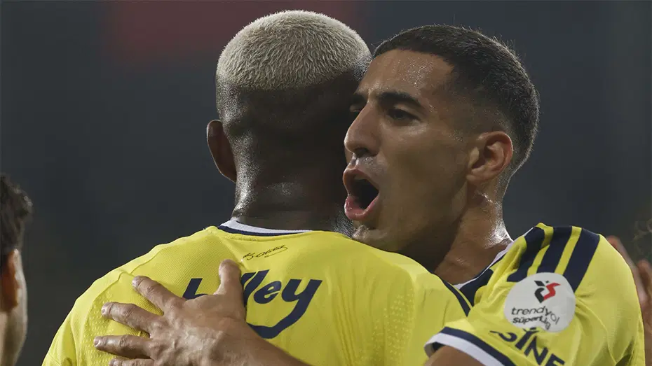 Fenerbahçe'de İsmail Kartal'ın 11'I Netleşti Eyüpspor Maçında Kimler Oynayacak (2)