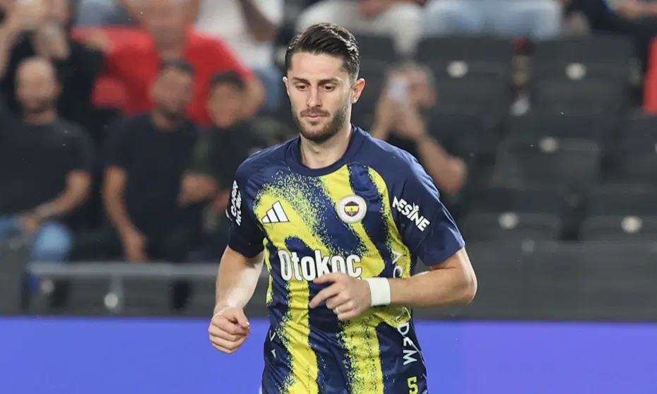 Fenerbahçe'de İsmail Kartal'ın 11'I Netleşti Eyüpspor Maçında Kimler Oynayacak (3)