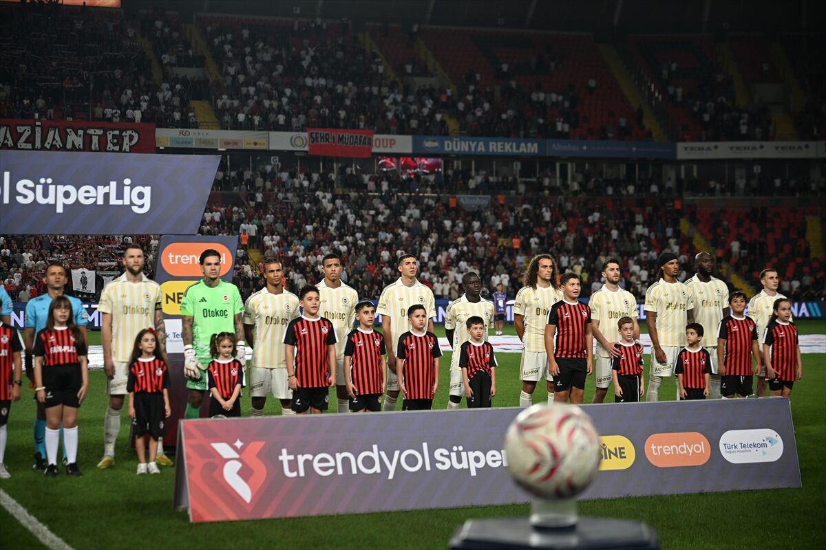 Gaziantep Fk Fenerbahçe Maçı Canlı Anlatım (5)