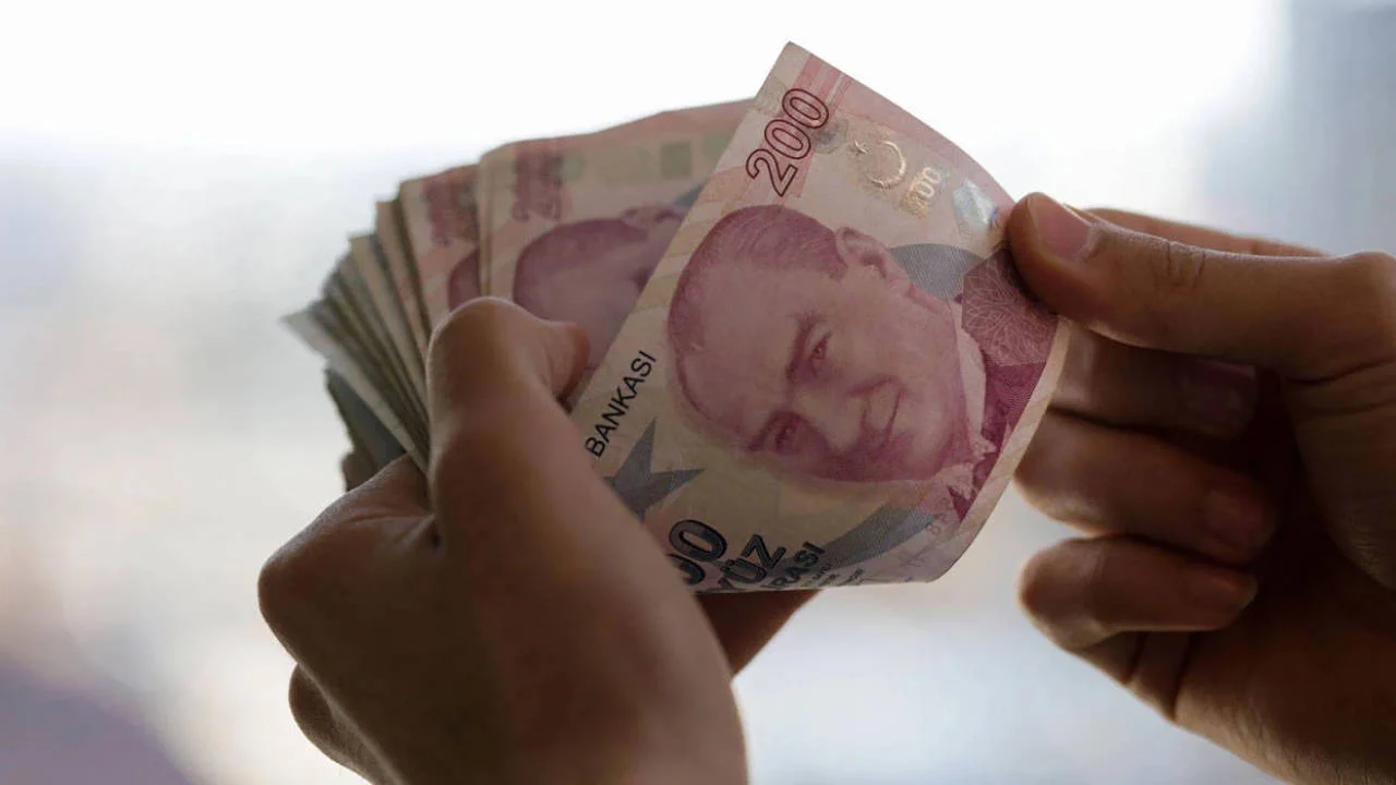 Memur Emeklilerini Ilgilendiriyor Seyyanen Zam Davasi Aymde