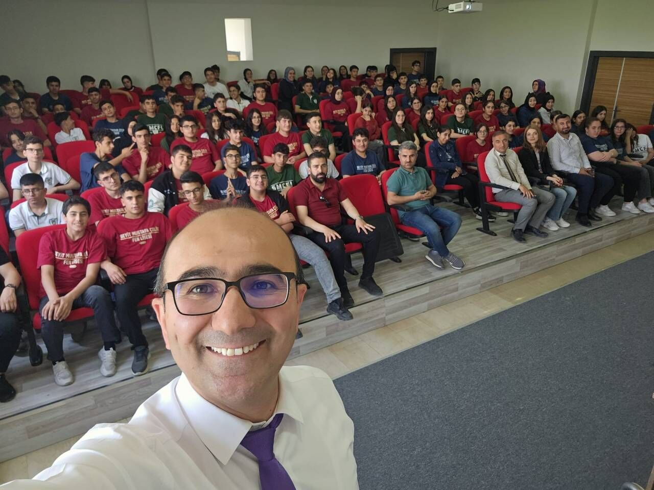 Sirnakin Sevilen Egitimcisi Hamza Tatar Nusaybinde Ogrencilerle Bulustu 7