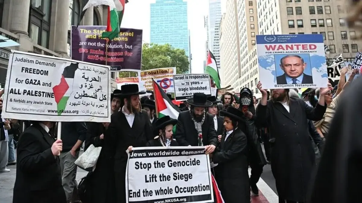 Siyonist Lidere New York'ta Büyük Şok Manhattan Sokakları Katil Netanyahu Sesleriyle Inledi!R