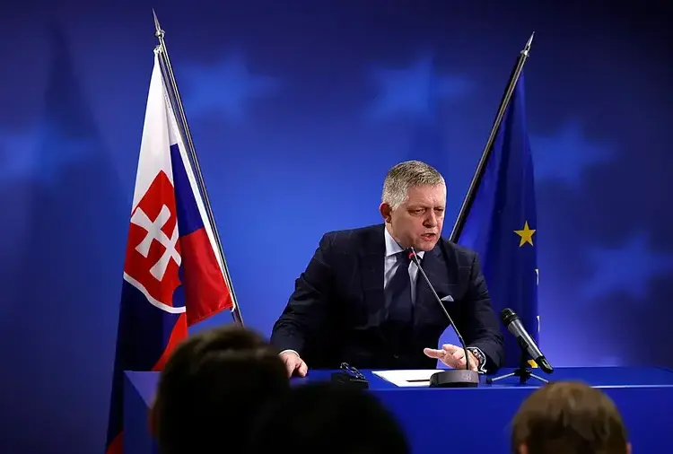 Slovakya Başbakanı Fico'dan NATO, Rusya ve AB çıkışı: "Hedefleri çatıştırmak!"