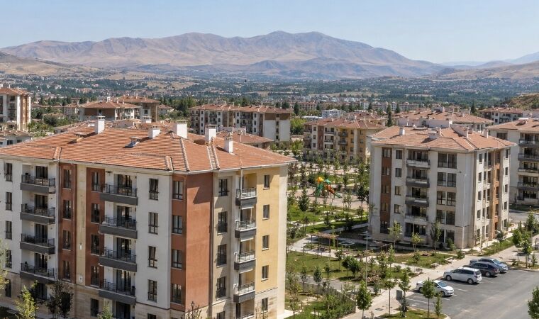 Murat Kurum duyurdu: TOKİ borcunu kapatanlar için indirim kararı