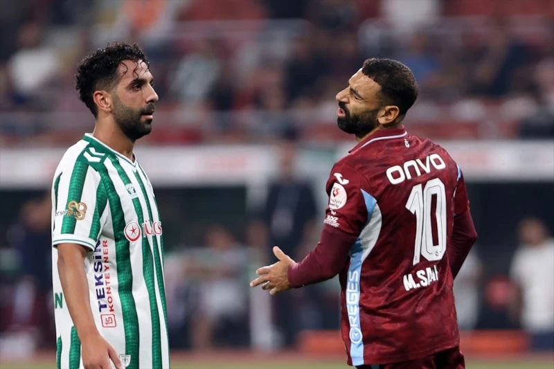 Trabzonspor Deplasmanda Yıkıldı! Konyaspor 3 Puanı Kaptı (4)