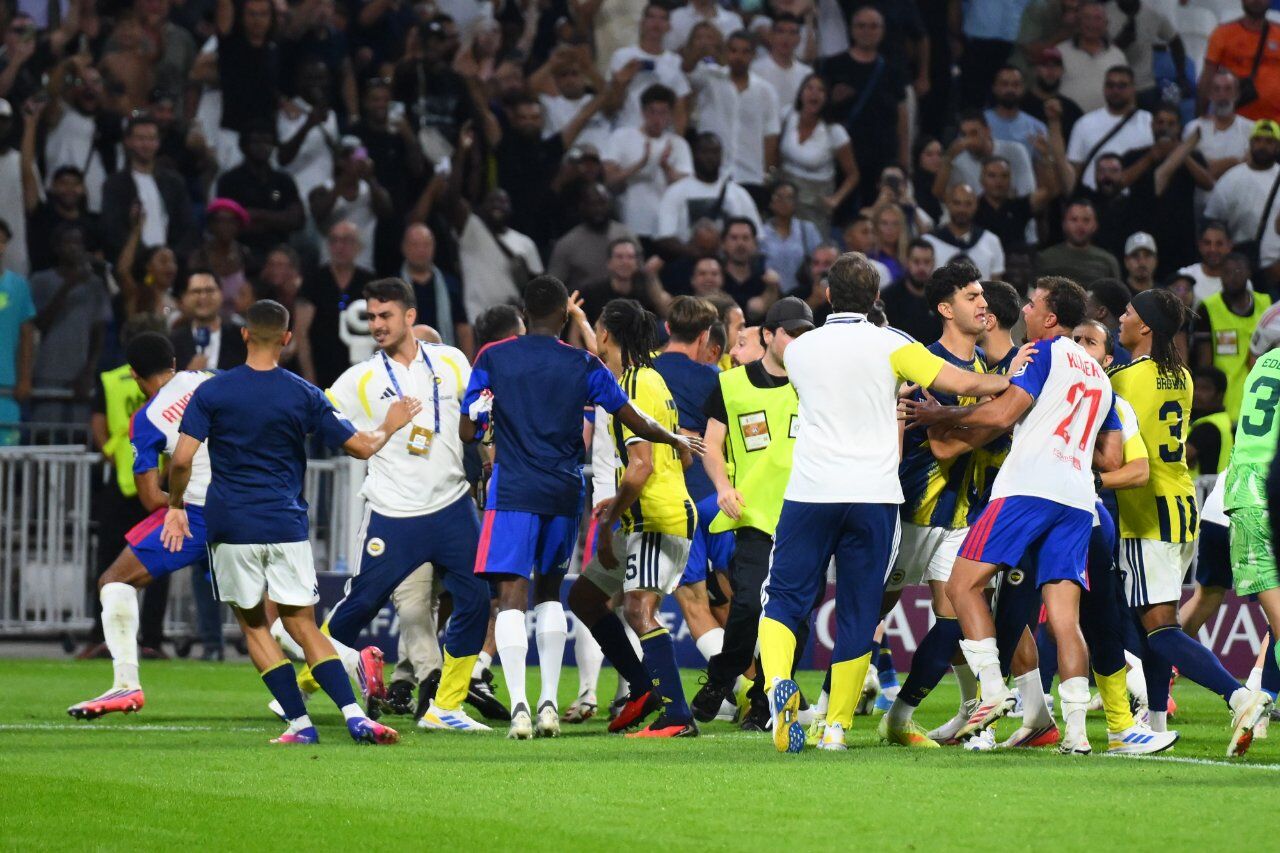 Uefadan Fenerbahceye Kotu Haber Guendouzi Ve Greenwood Icin Sorusturma 1813441 202609030925 20260903092517 1